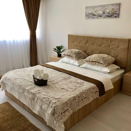 Anastasia Apartament Cu 2 Camere Orsova Ngoại thất bức ảnh