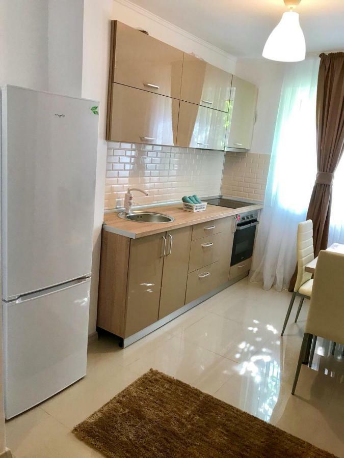 Anastasia Apartament Cu 2 Camere Orsova Ngoại thất bức ảnh